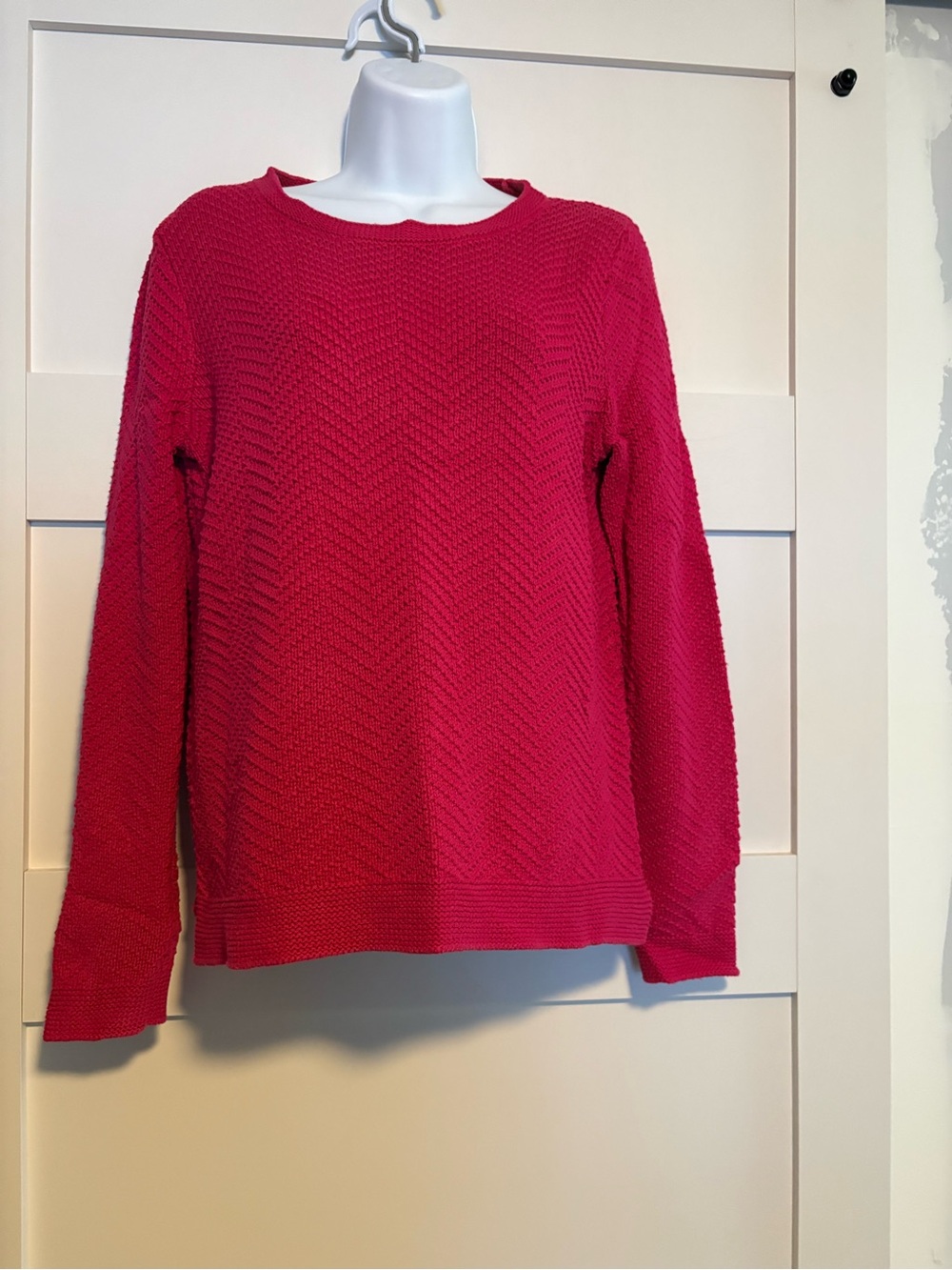 Old Navy Hot Pink Textured Crewneck Sweater